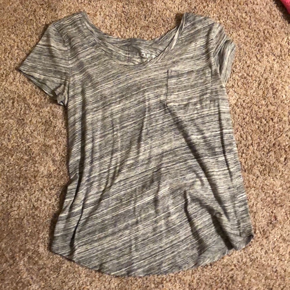 Grey T-shirt from Loft. Size extra small.